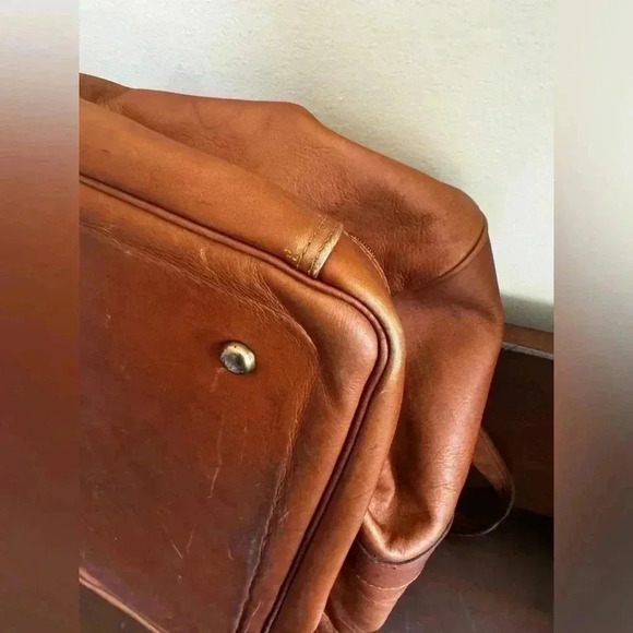 Roche’ Invitational Wolf Creek TICA Leather Duffel Travel Bag - Picture 12 of 16